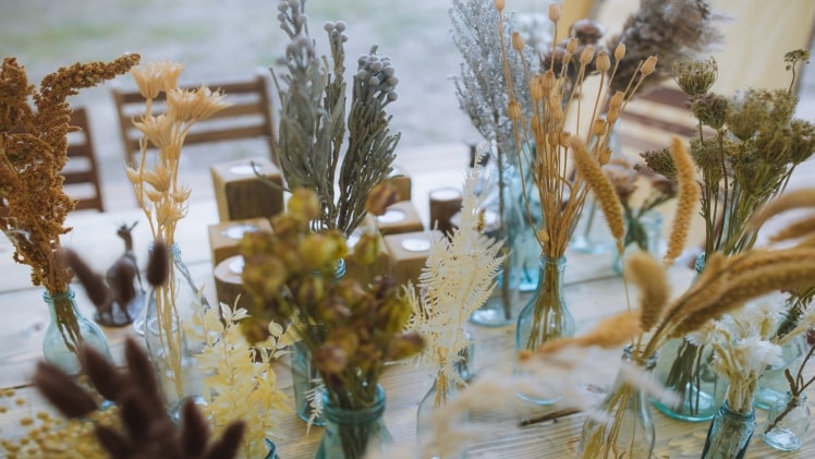 How long can dried flowers keep?